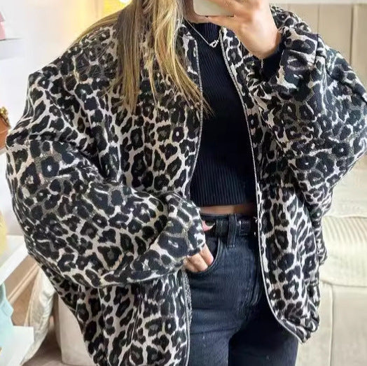 Trendy leopard jacket for women in oversized style Lune London