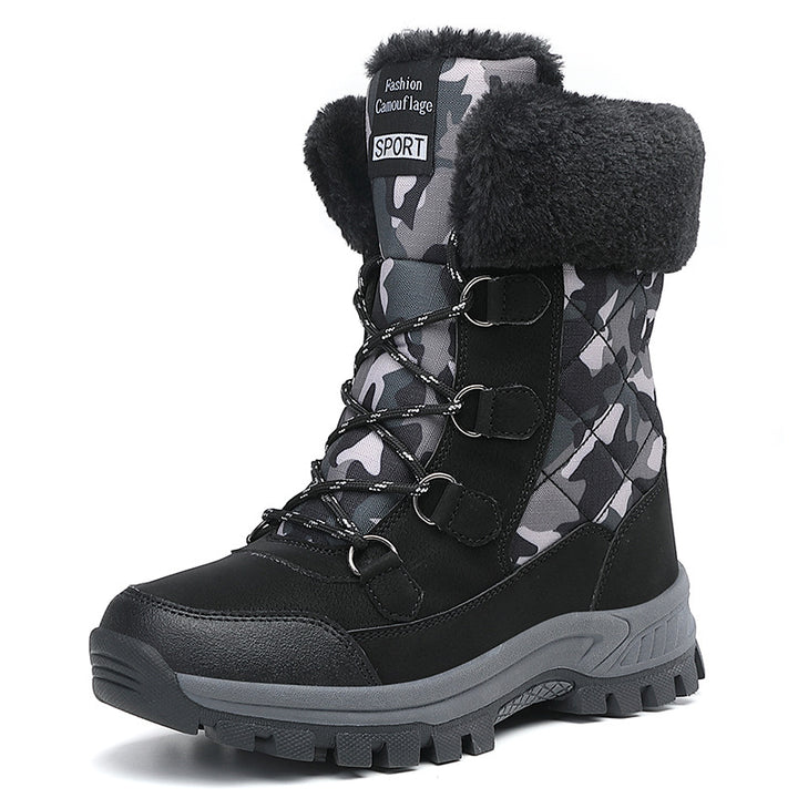 Insulated winter boots for women with non-slip profile and plush lining Lune London
