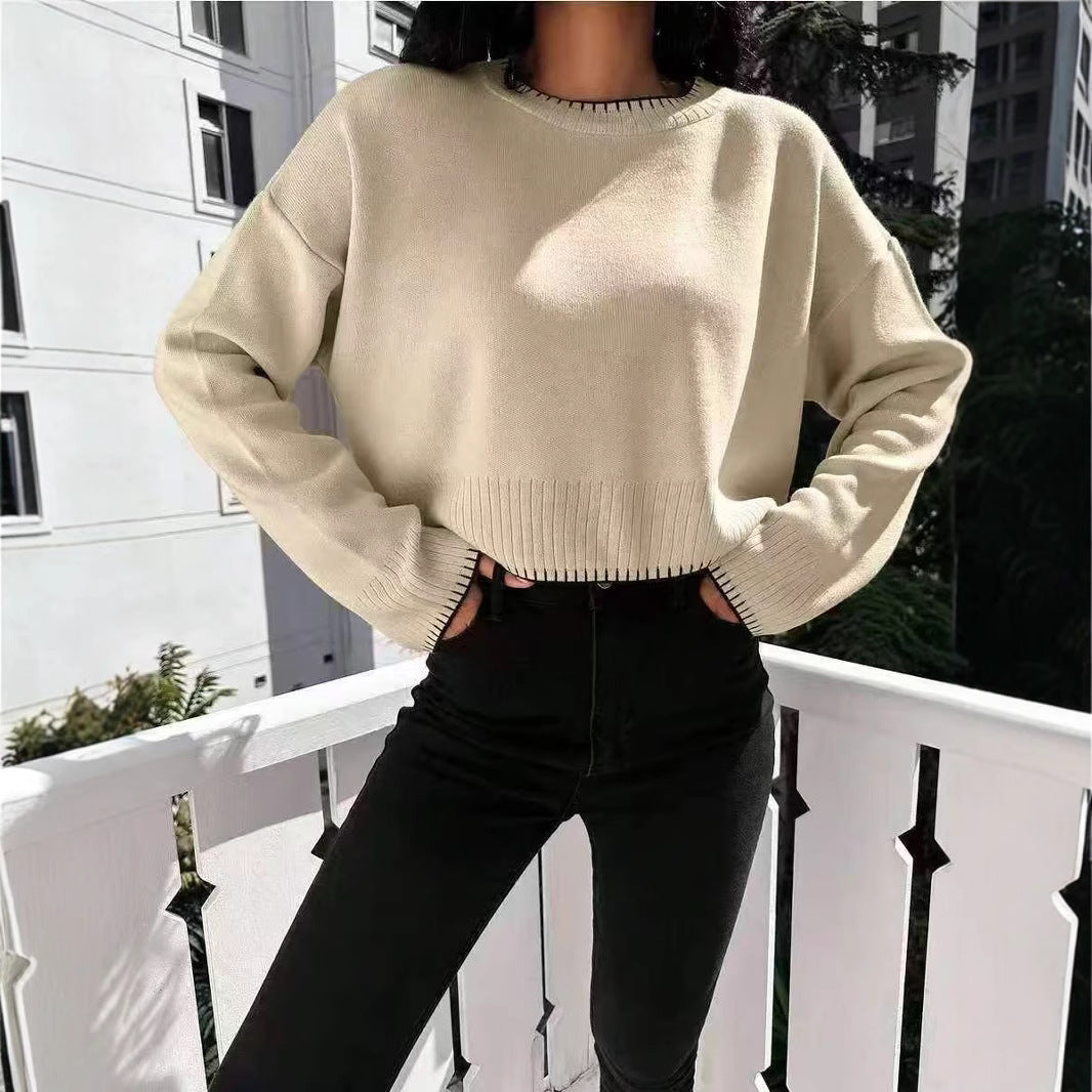 Cropped knit sweater for women with round neckline and ribbed details Lune London