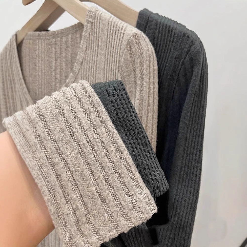 Pull femme ajusté à manches longues avec détails de boutons Chic & Stil