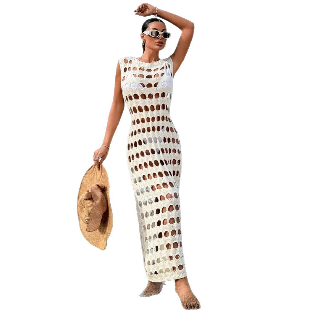 Maxi dress for women with delicate lace pattern Lune London