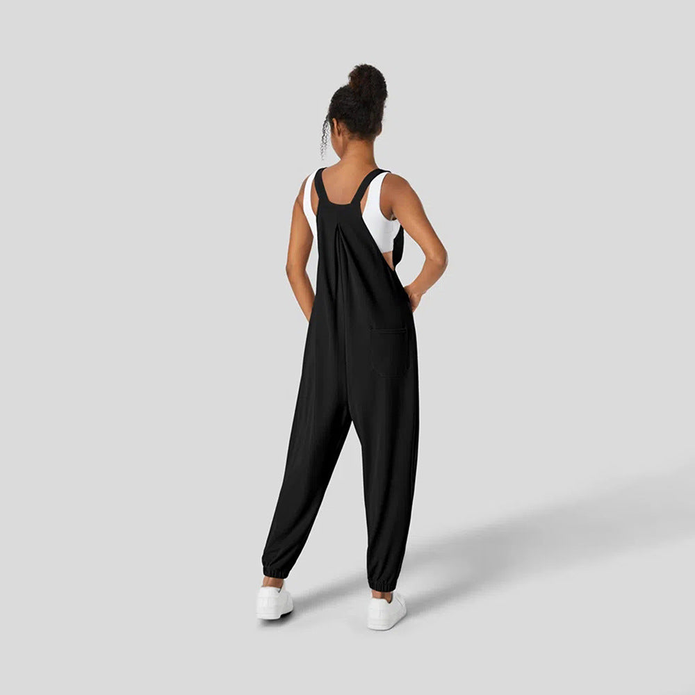 Combinaison décontractée pour femmes avec une coupe élégante et des poches pratiques Chic & Stil