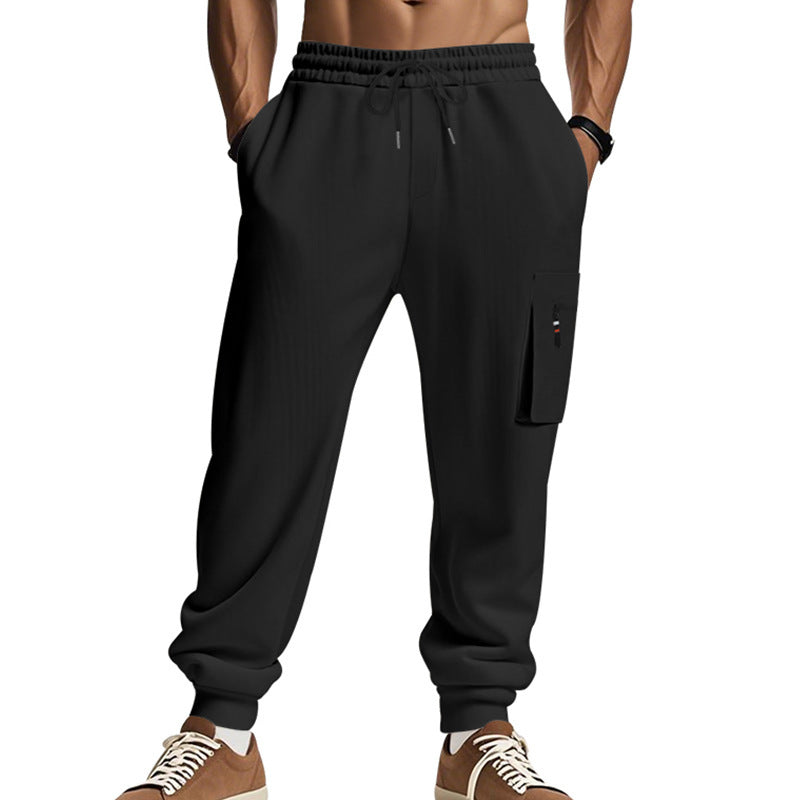 Men's cargo training pants with elastic waistband and practical pockets Lune London