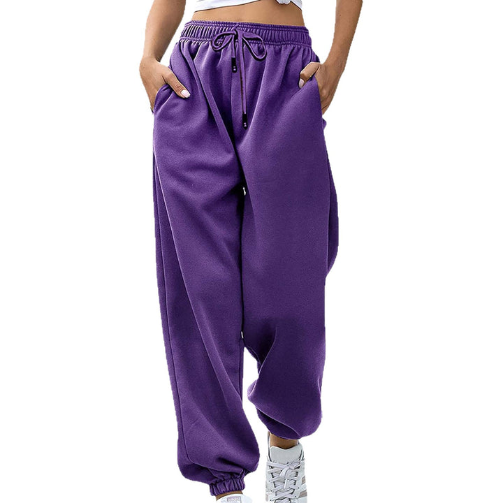 Women's casual sweatpants with high waistband and side zipper pockets Chic & Stil