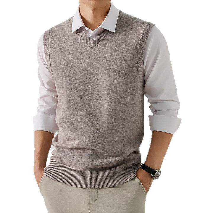 Stylish men's V-neck sweater vest Lune London