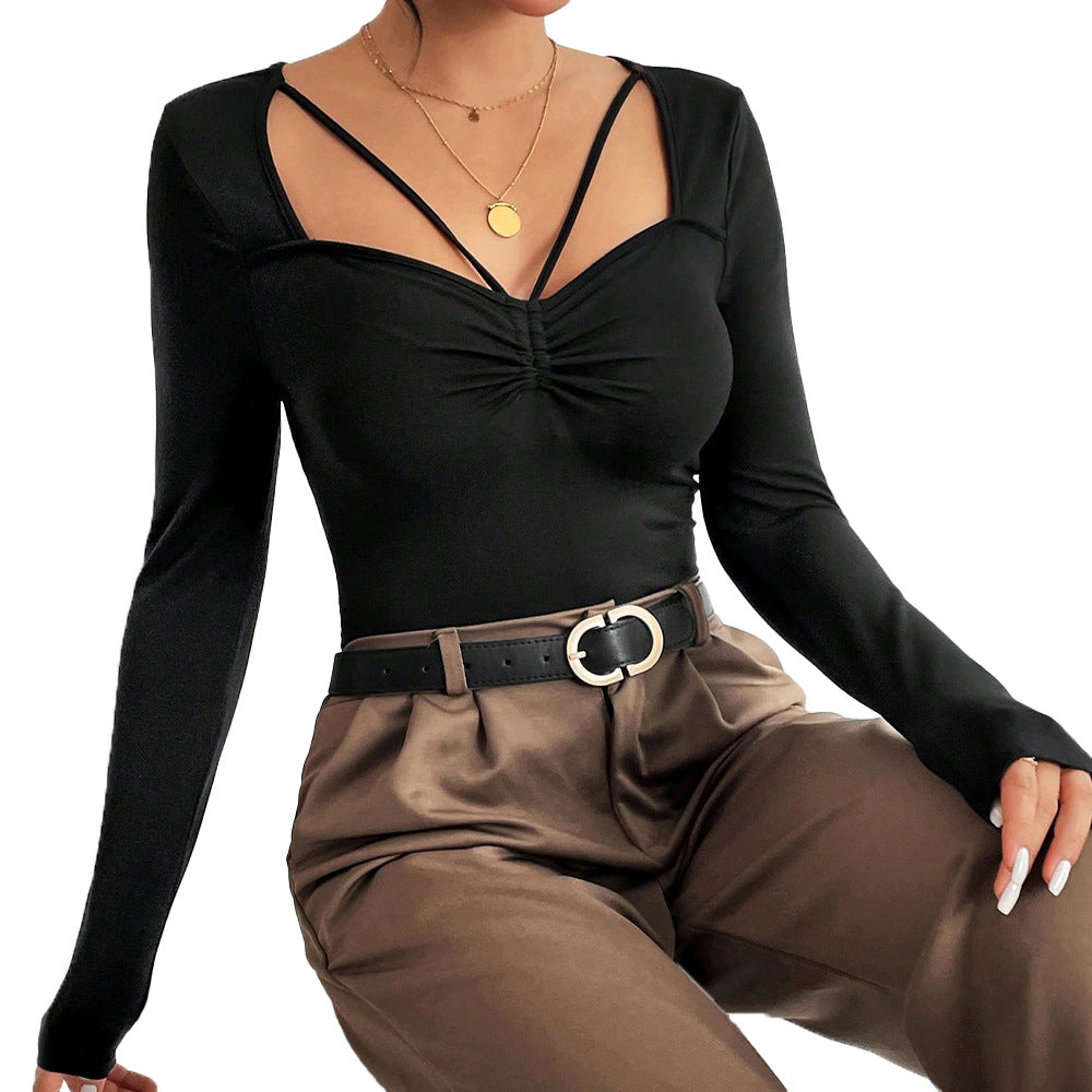 Women's body with seductive V neckline and sophisticated straps Chic & Stil