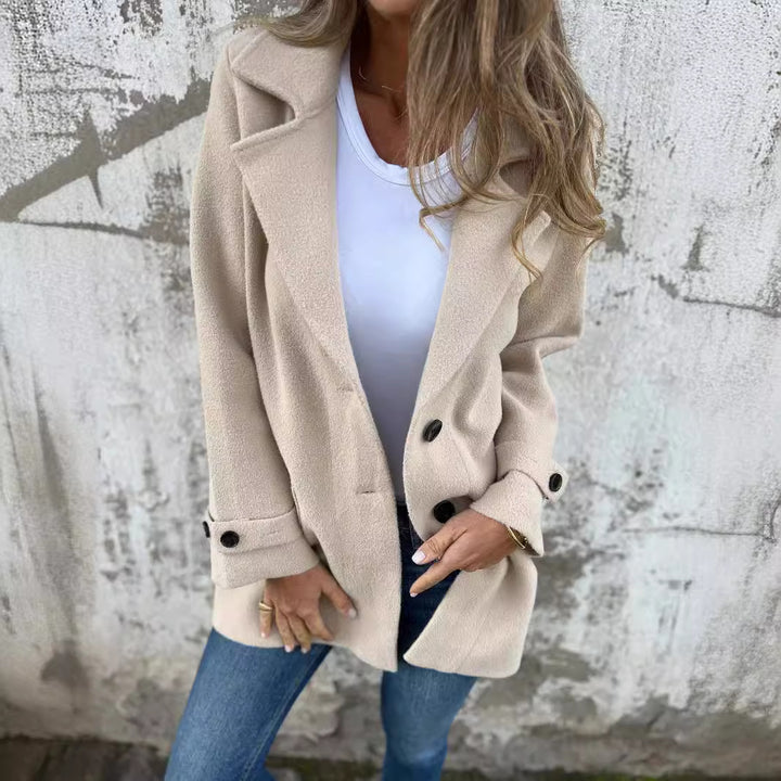 Veste bouclée élégante pour femmes avec double boutonnage Chic & Stil