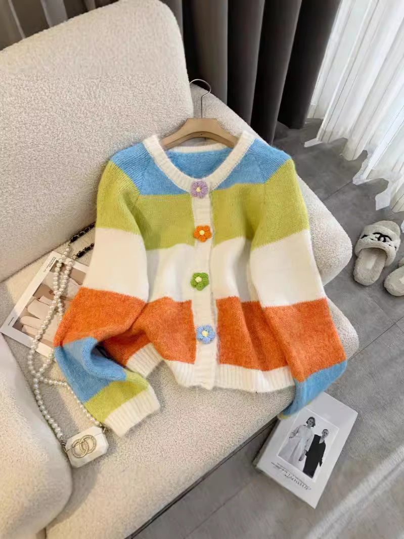 Cardigan pour femme avec des détails de boutons colorés et une coupe décontractée Chic & Stil