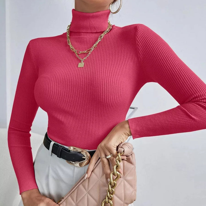 Haut côtelé de haute qualité pour femmes avec col montant et coupe ajustée Chic & Stil