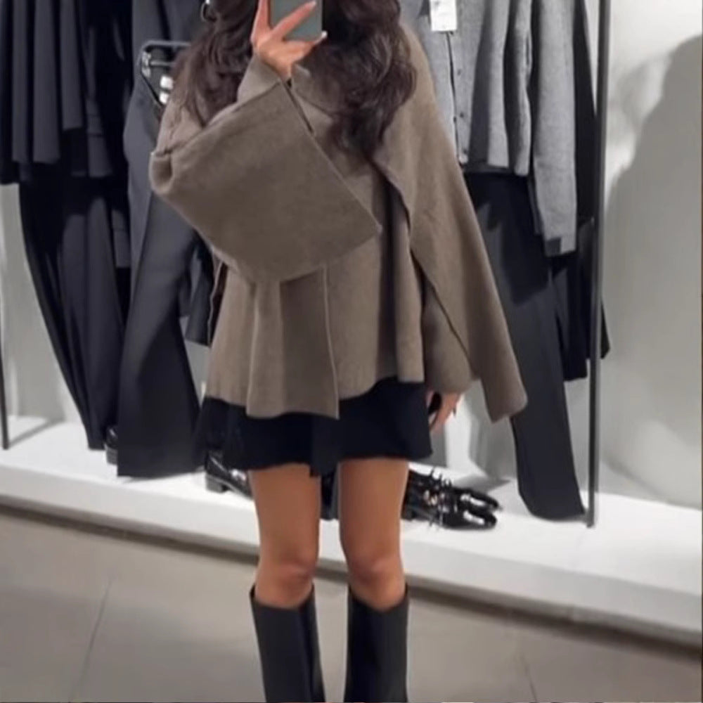 Ladies high-quality knit poncho with asymmetric design Lune London