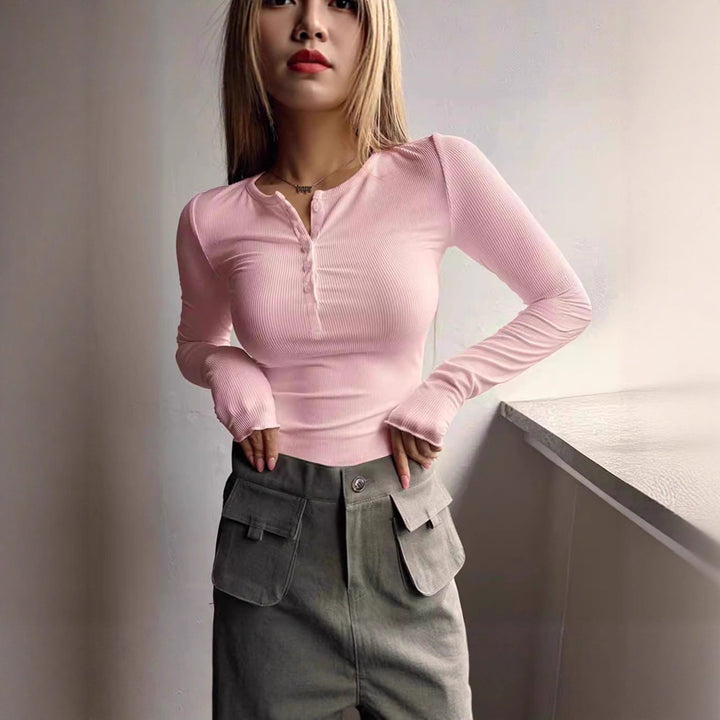 Long sleeve women's t-shirt with textured rib pattern and strategic button closure Lune London