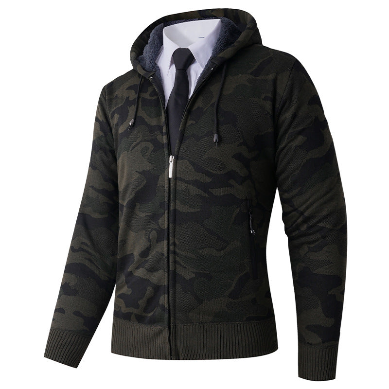 Trendy hoodie for men with a stylish camouflage design Lune London