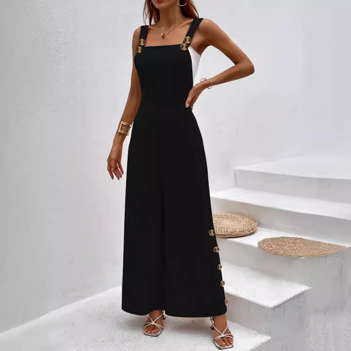 Trendy women's jumpsuit with elegant button details and wide legs Lune London