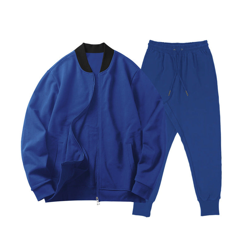 Casual men's suit with a modern cut and practical pockets Lune London