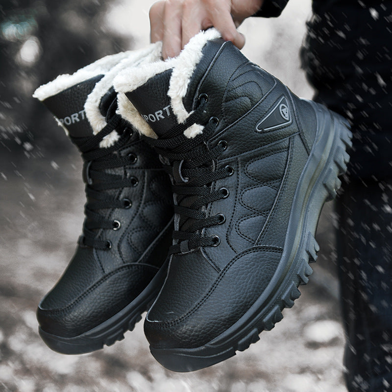 Women’s winter boots padded with non-slip sole and insulating inner lining Lune London