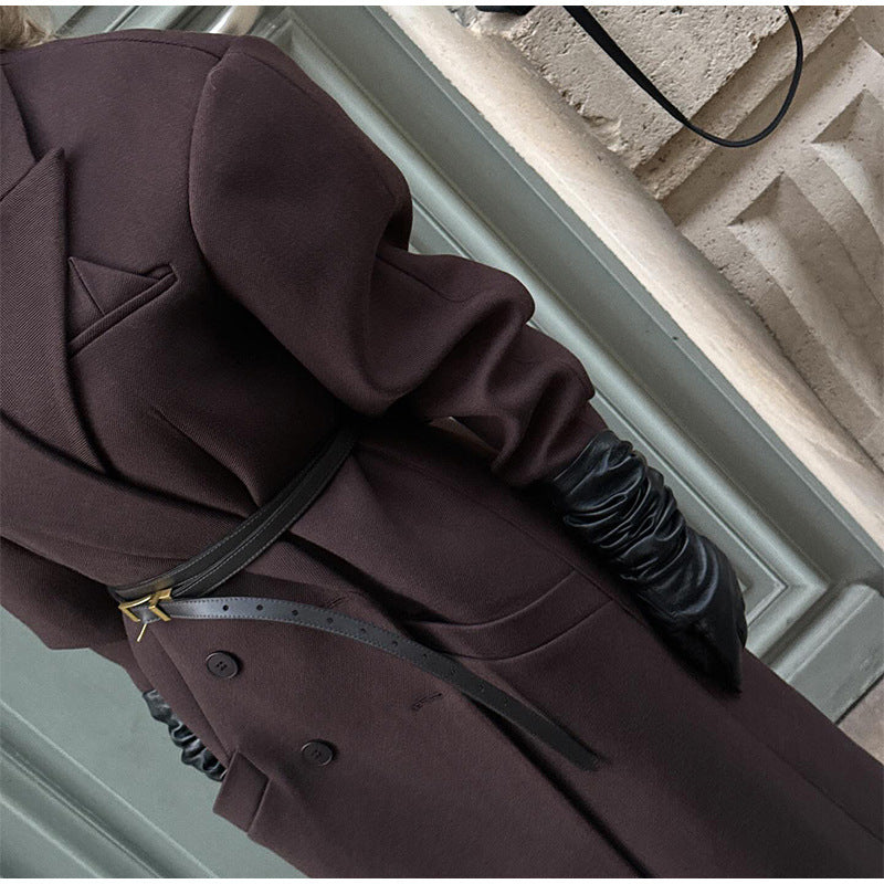 Oversized women’s coat jacket with double row of buttons and wide shoulders Lune London