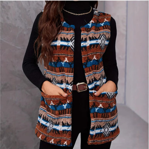 Cardigan for women with an ethnic look with pockets and soft material Lune London