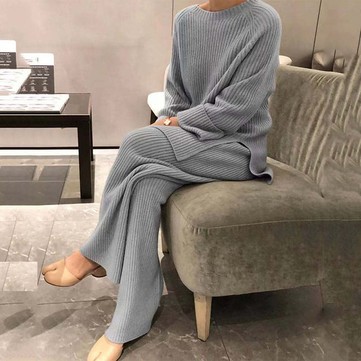Women's knit set with loose fit and elegant ribbed pattern Lune London