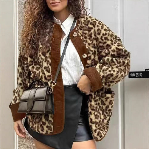 Ladies warm jacket with leopard pattern Lune London