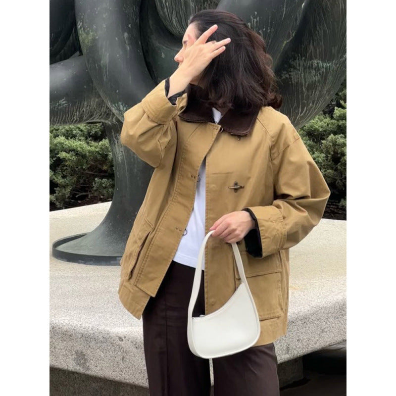 Utility jacket for women with a classic cut and a high collar Lune London