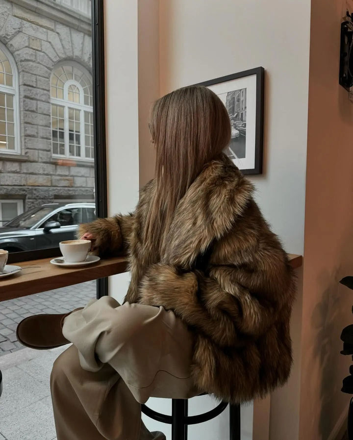 Women's Cozy Faux-Fur Jacket with Soft Lining Lune London