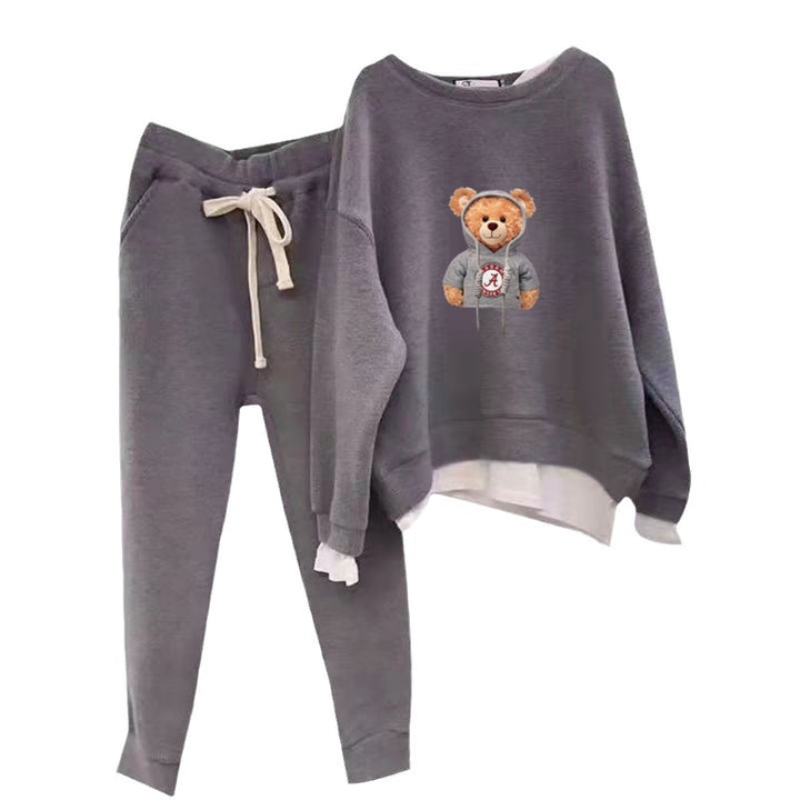 Women's Leisure Lounge Set with Bear Motif and Casual Cut Chic & Stil