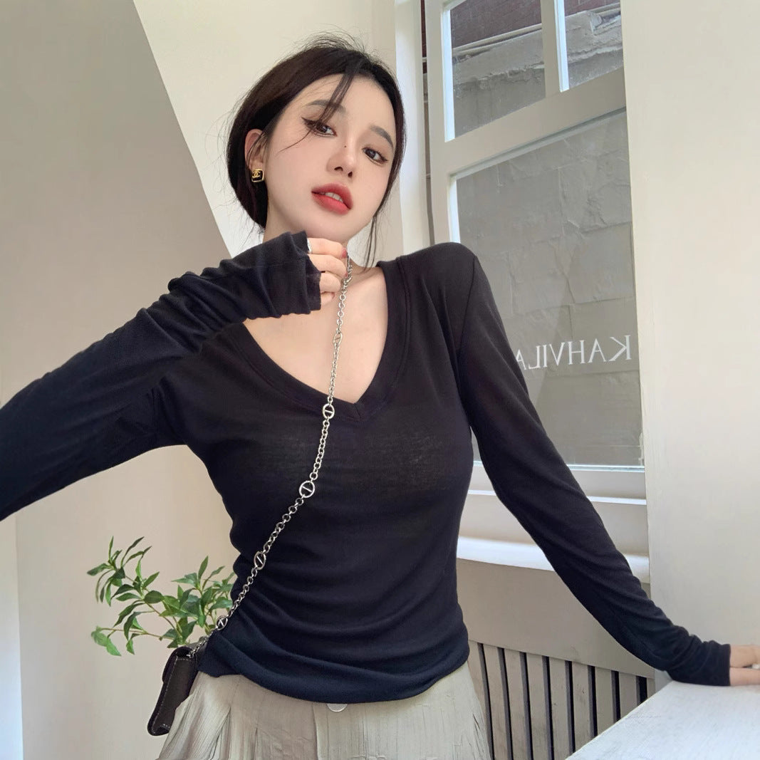 Women Long Sleeve Shirt with V-Neck and Figure-Flattering Fit Chic & Stil