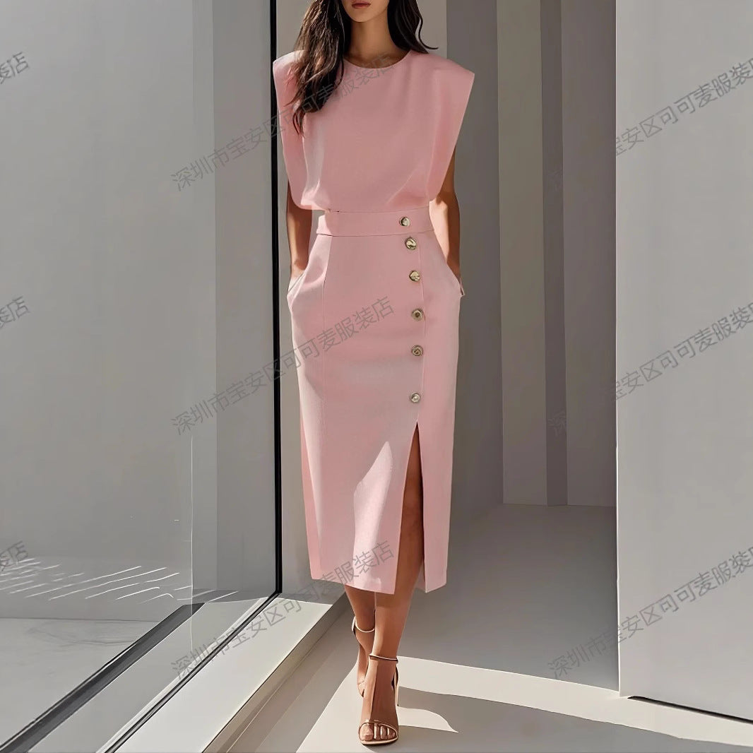 Women Elegant Evening Dress with High Shoulders and Side Split Lune London