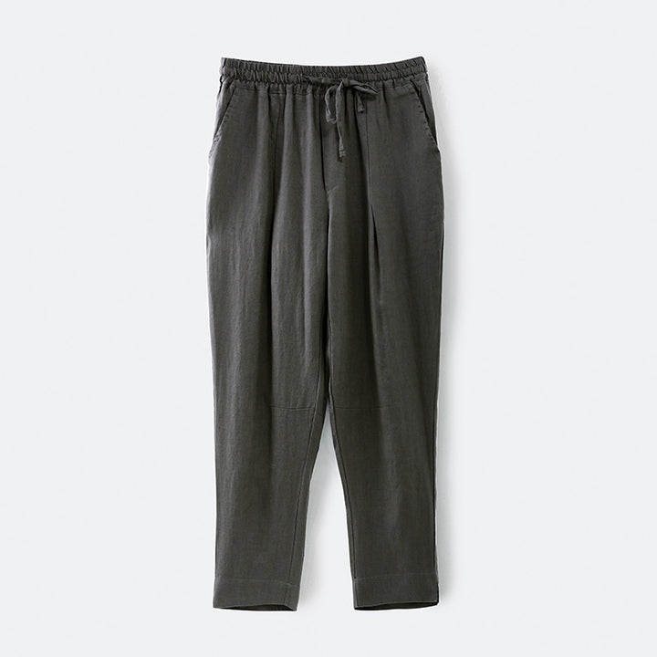 Casual linen pants for women with an elastic waist and practical side pockets Lune London