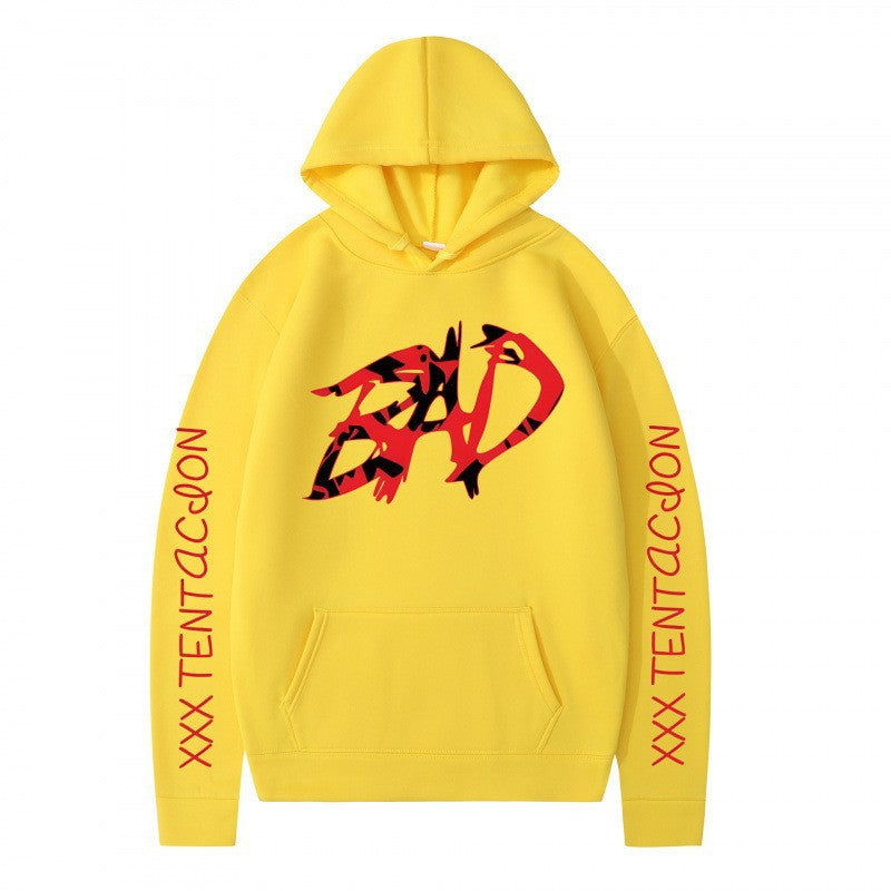 Women's hoodie with eye-catching graphic print and casual cut Chic & Stil