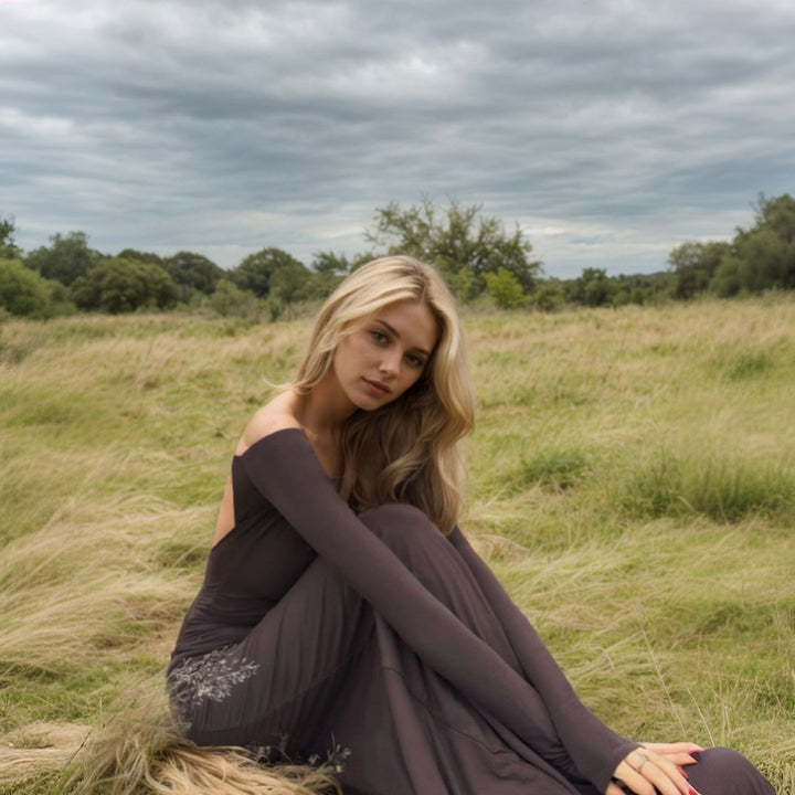 Elegant long sleeve maxi dress for women in soft jersey with slim fit Chic & Stil