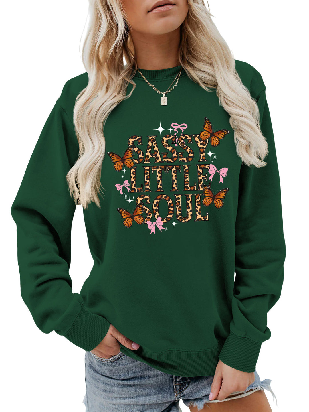 Sweatshirt pour femmes avec design de papillon artistique Chic & Stil