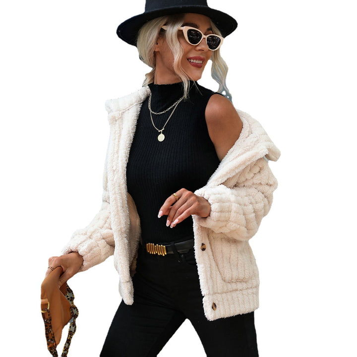 Fleece jacket for women with modern quilted details and patch pockets Lune London