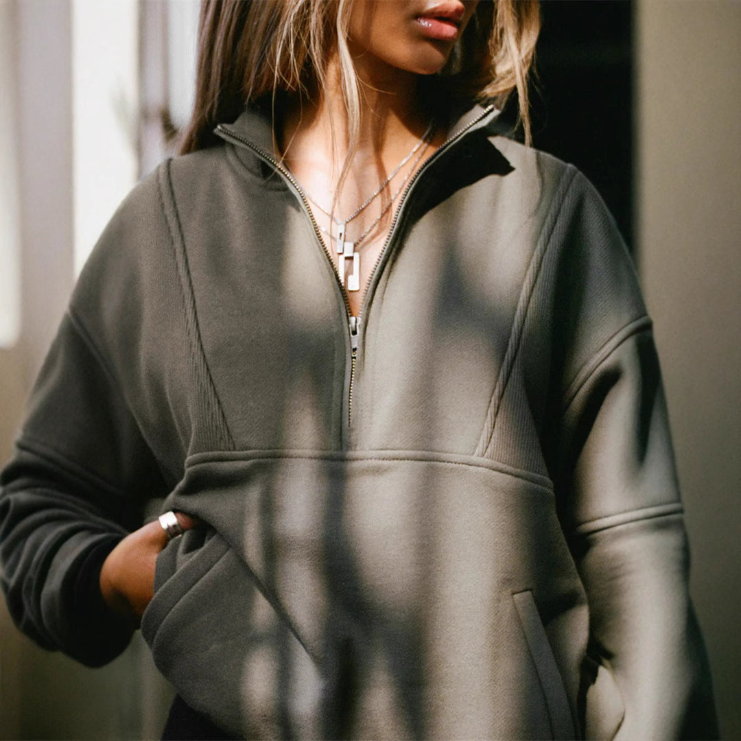 High-quality hooded sweatshirt for women with zipper and wide ribbed edges Lune London