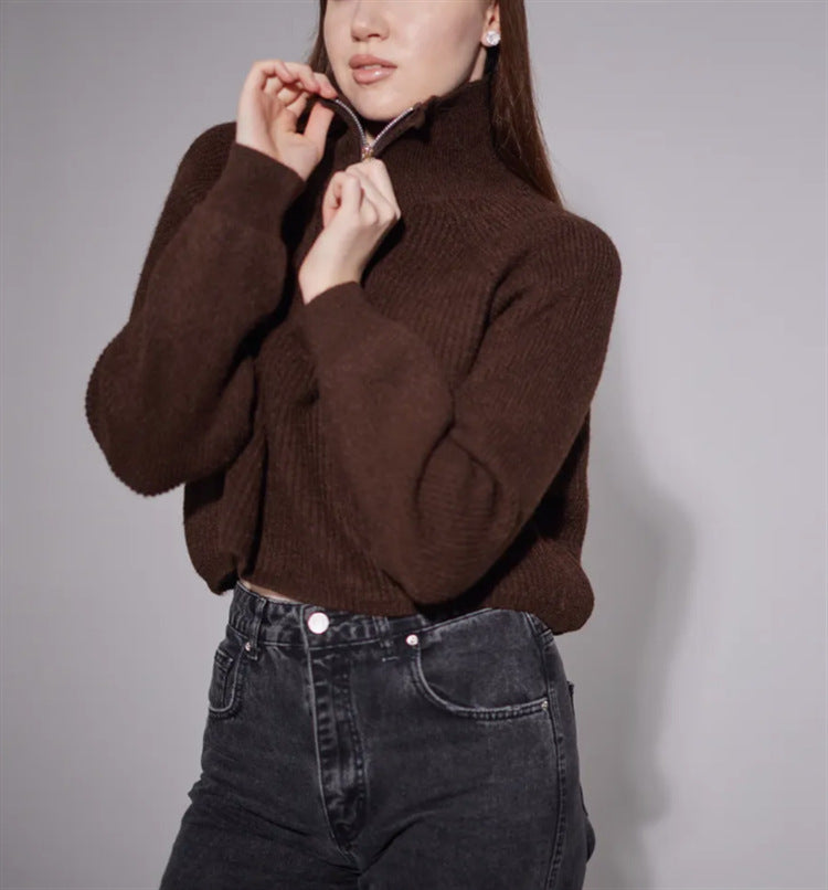 Women's sweater with high collar and zip Lune London