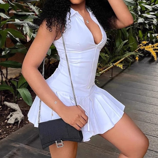 Mini dress for women with voluminous skirt and deep V-neck Lune London