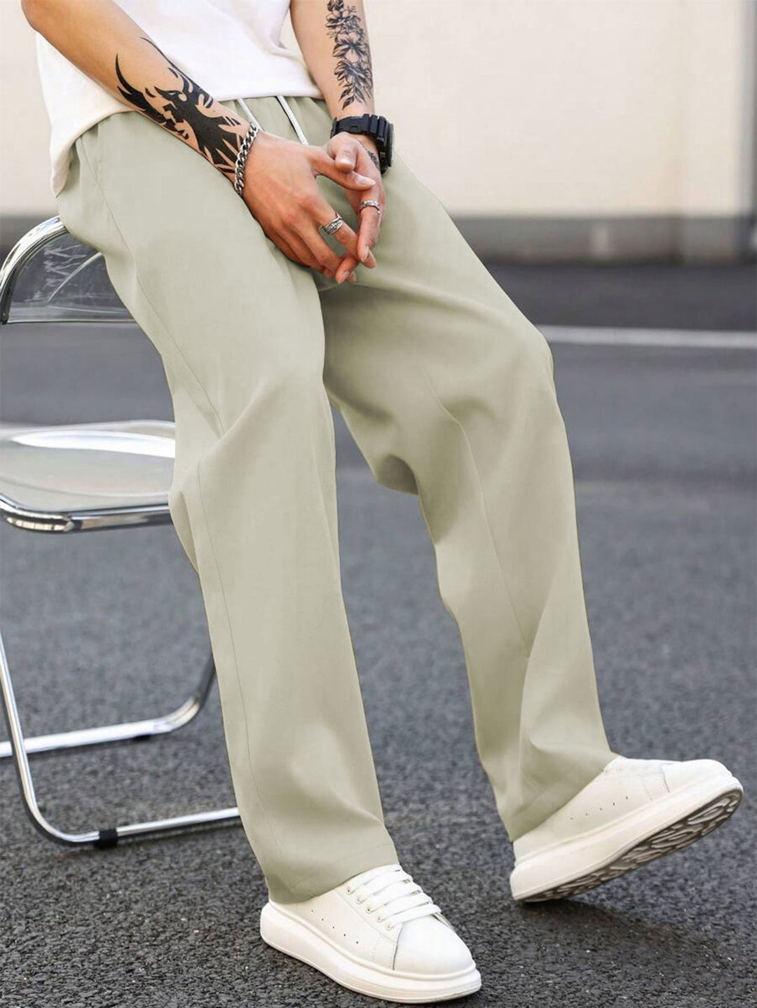 Men's Fashionable Leisure Pants with A Loose Fit and Elastic Waistband Lune London
