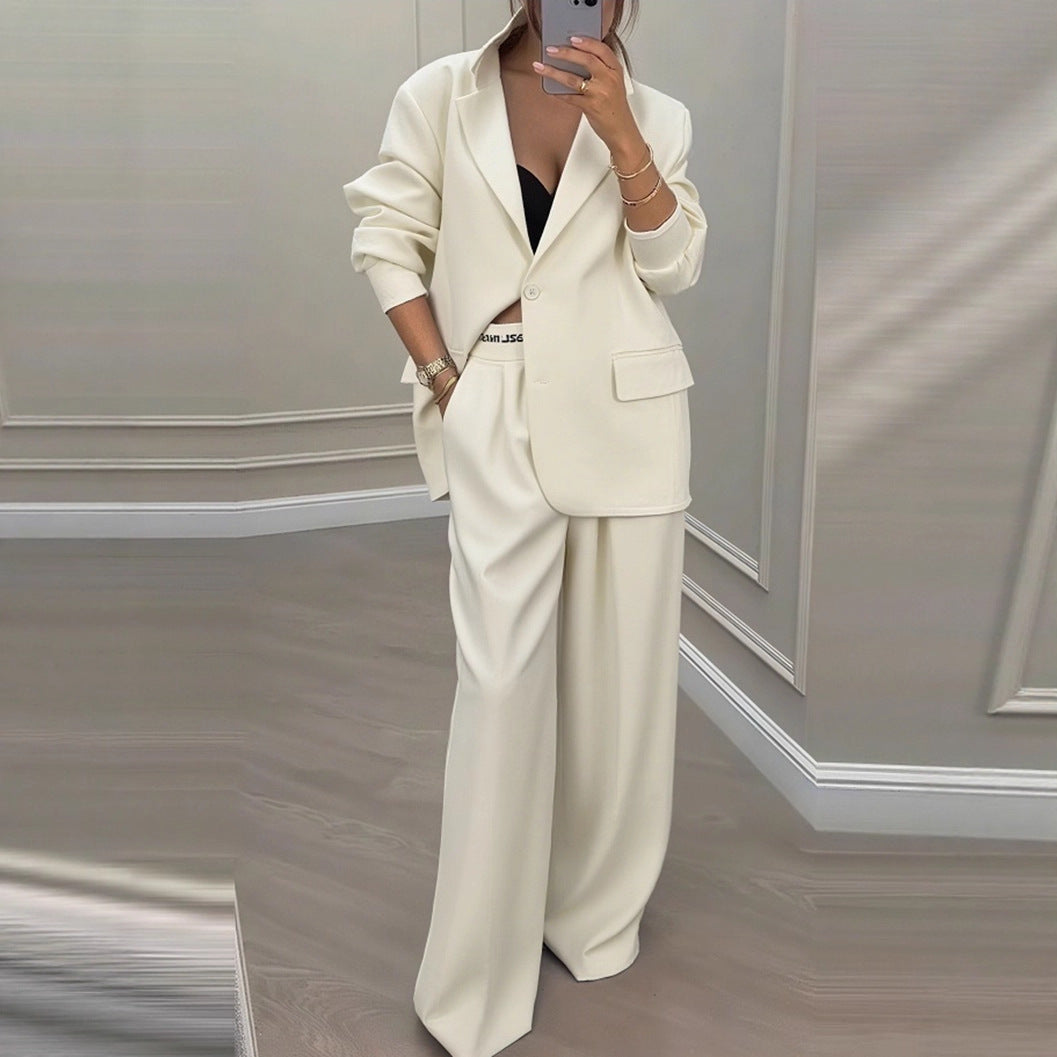 Oversized set for women with stylish blazer and wide trousers Lune London