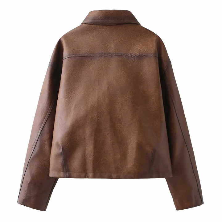 Short faux leather jacket for women with practical pockets and trendy cut Lune London