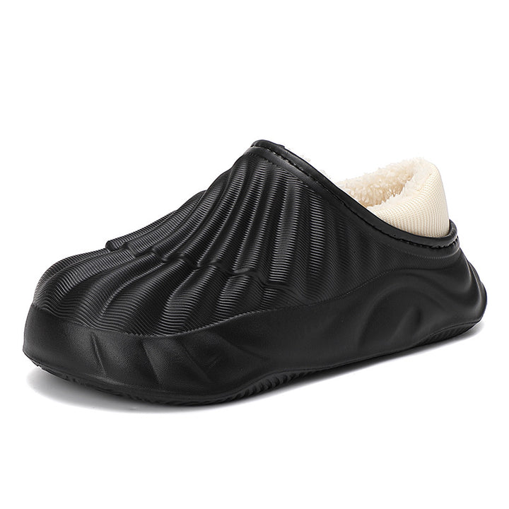 Ladies comfortable slippers with soft lining and non-slip sole Lune London