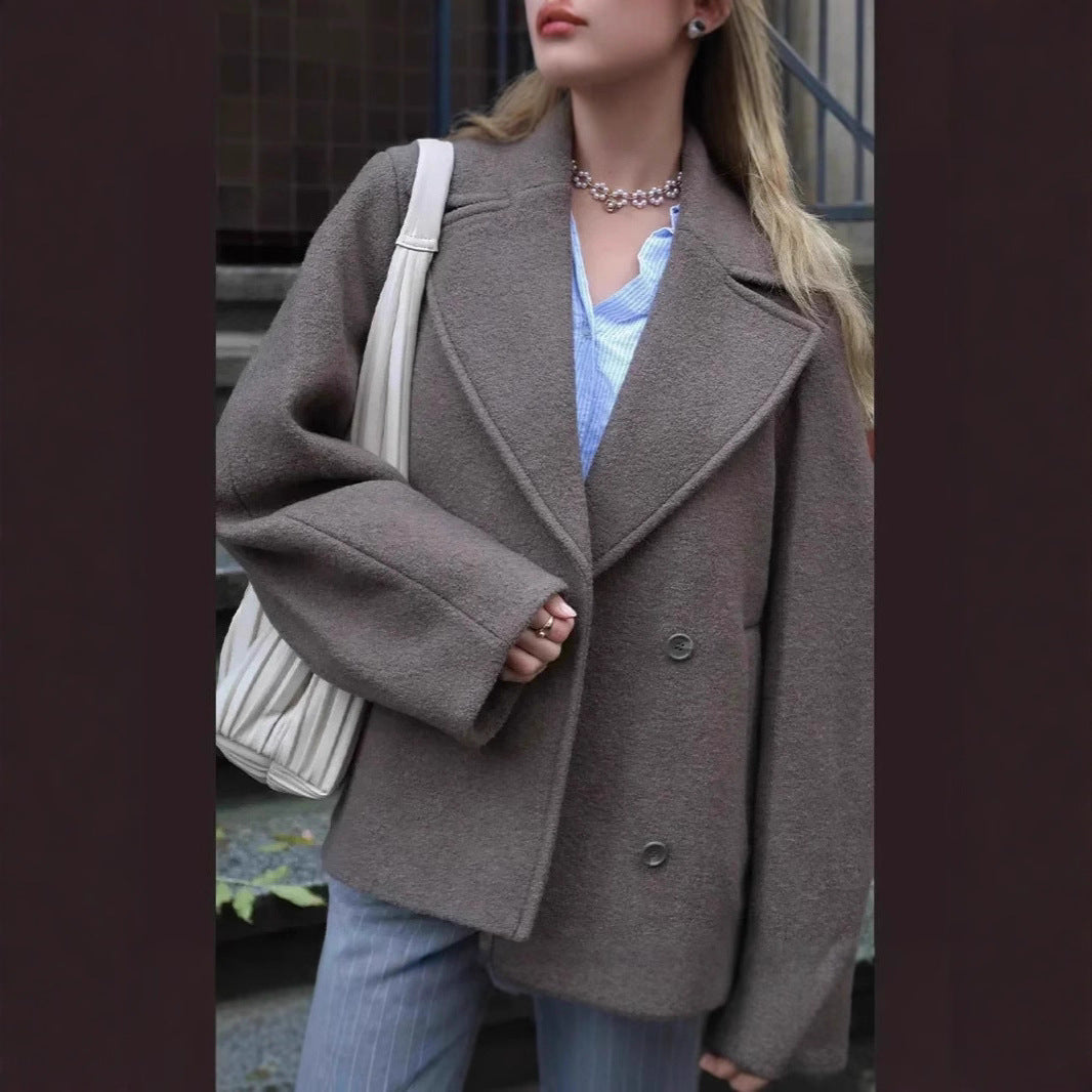 Ladies elegant wool jacket in classic oversized cut Lune London