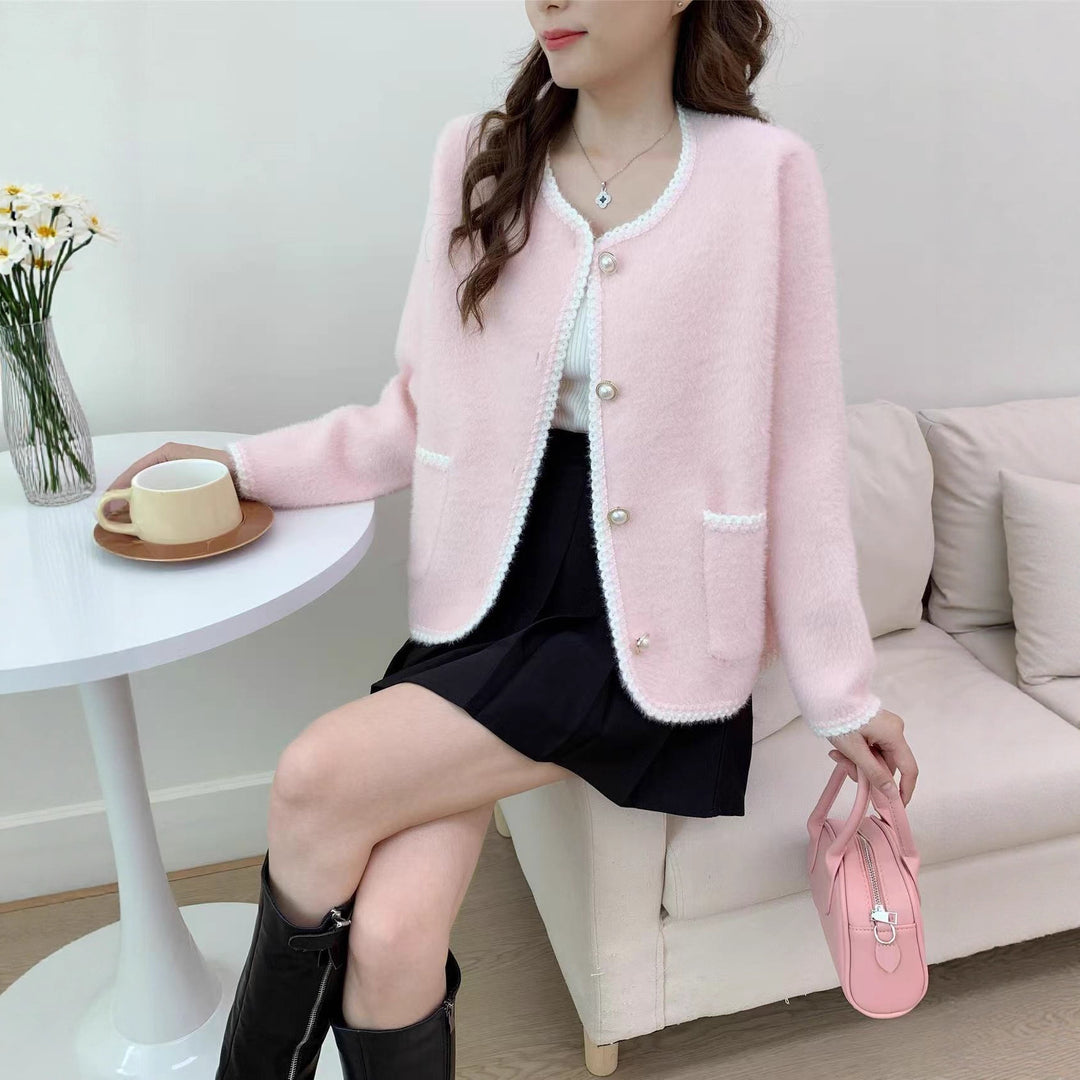Cardigan féminin élégant avec patte de boutonnage décorative et poches