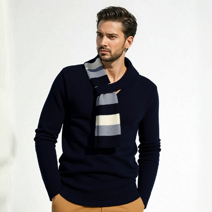 Elegant men's sweater with modern V-neck and fine ribbed details Lune London
