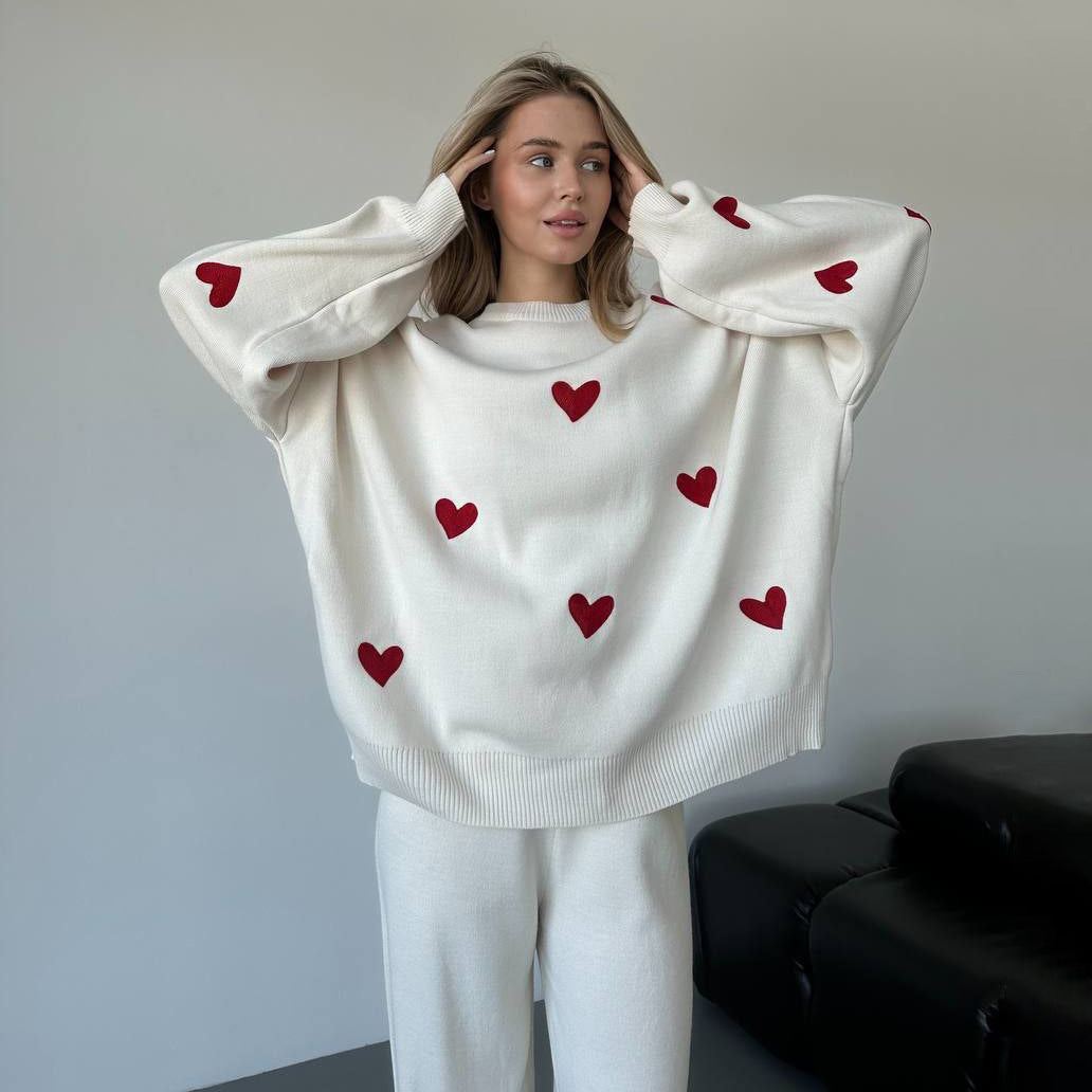 Oversized sweater for women with heart pattern Lune London