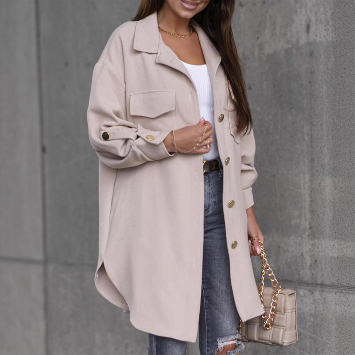 Utility jacket for women with practical pockets and chic elegant cut