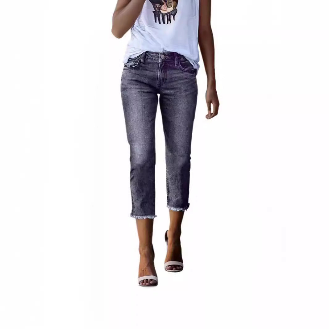 Ladies timeless jeans in modern cut with cropped leg Lune London