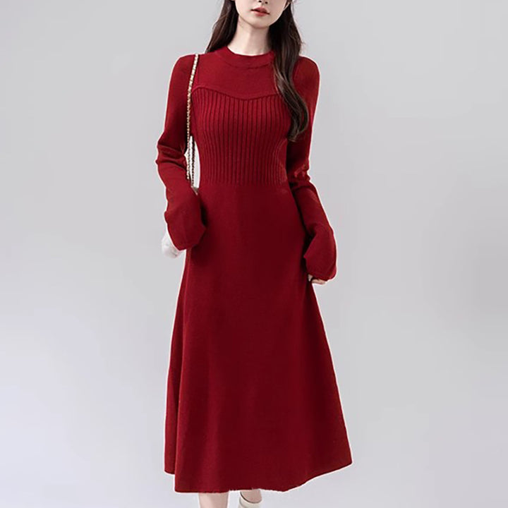 Elegant knitted dress for women with ribbed structure Lune London