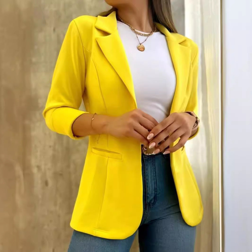 Women's elegant and fitted blazer with a fine lapel Lune London