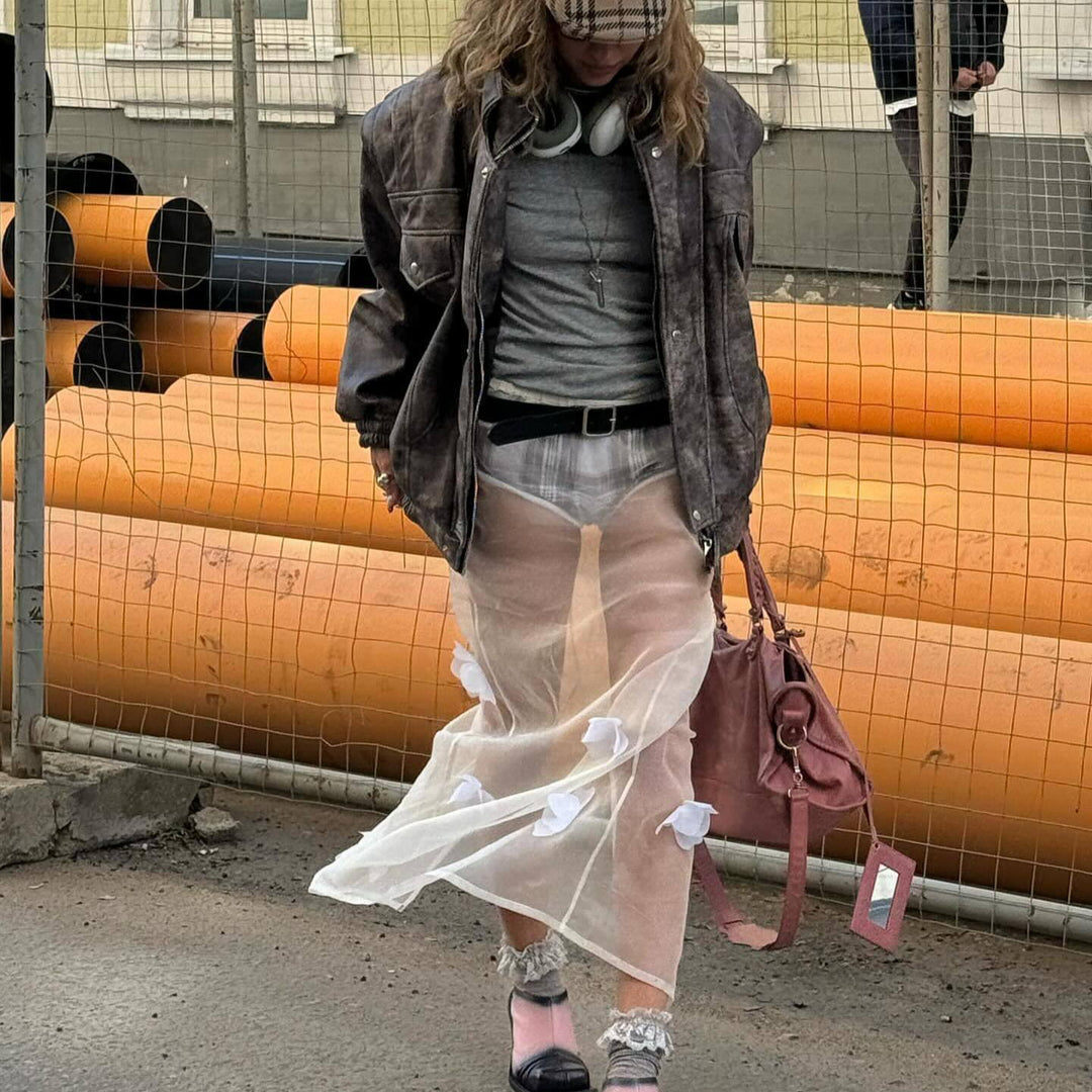 Transparent skirt for women with delicate floral details and an elegant cut Lune London