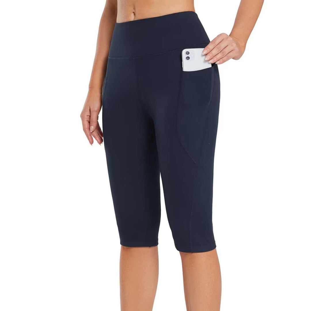Lune London women's sporty Capri pants with practical side pockets